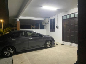 Rina Homestay 2